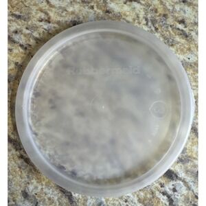 Rubbermaid 5 3/4" Round #3 7A15 Sheer Replacement Lid only Food Container
